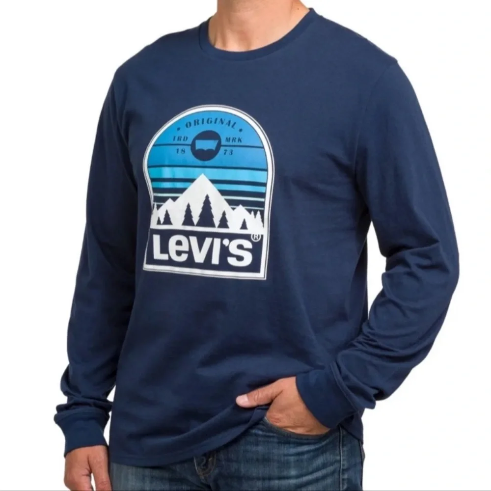 NWT 🏔️🥾🌲 LEVI’S BLUE COTTON LONG SLEEVE SNOWY MOUNTAIN GRAPHIC T-SHIRT Men’s XXL - Picture 2 of 8